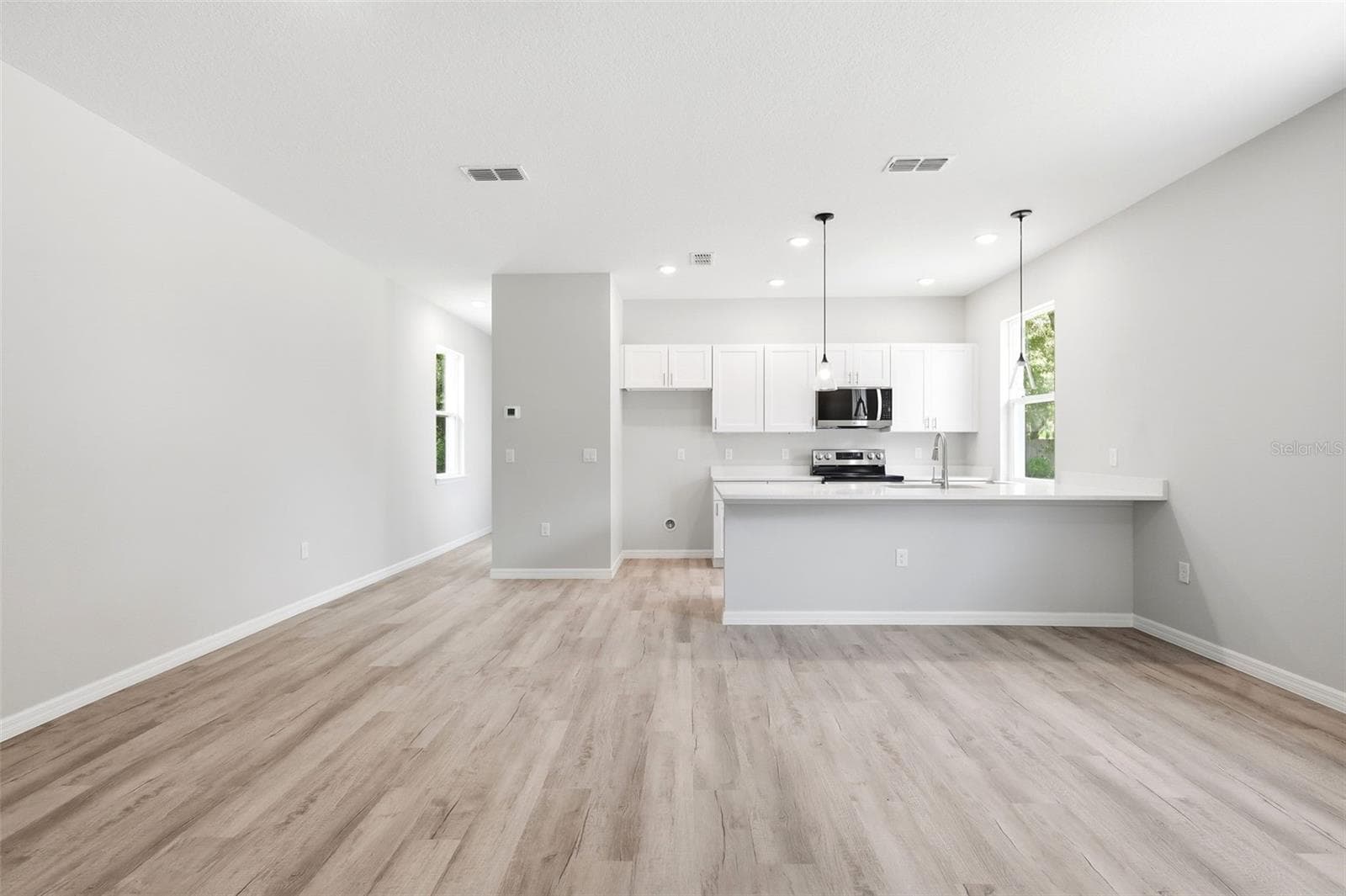 Single Family Residence at 522 PALMETTO ST, EUSTIS, photo 9 of 30