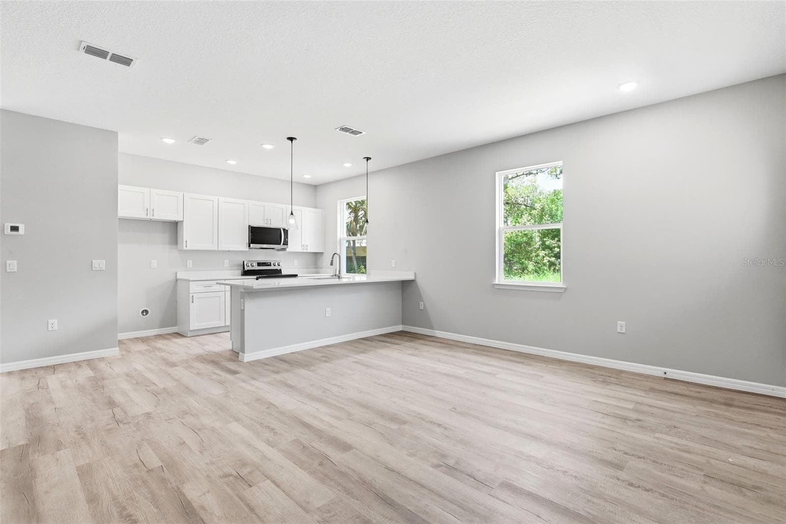 Single Family Residence at 522 PALMETTO ST, EUSTIS, photo 10 of 30