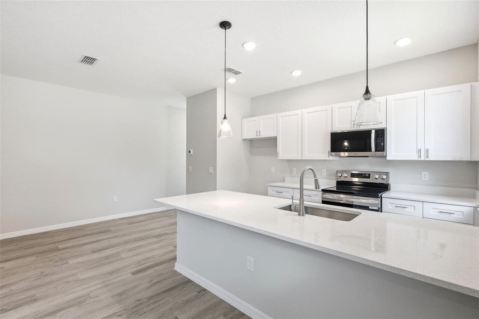 Single Family Residence at 522 PALMETTO ST, EUSTIS, photo 13 of 30