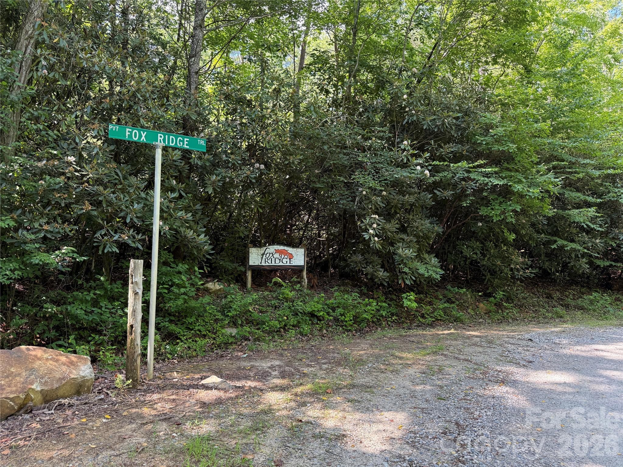 Community Road Sign - 999 Fox Ridge Trail, Marion