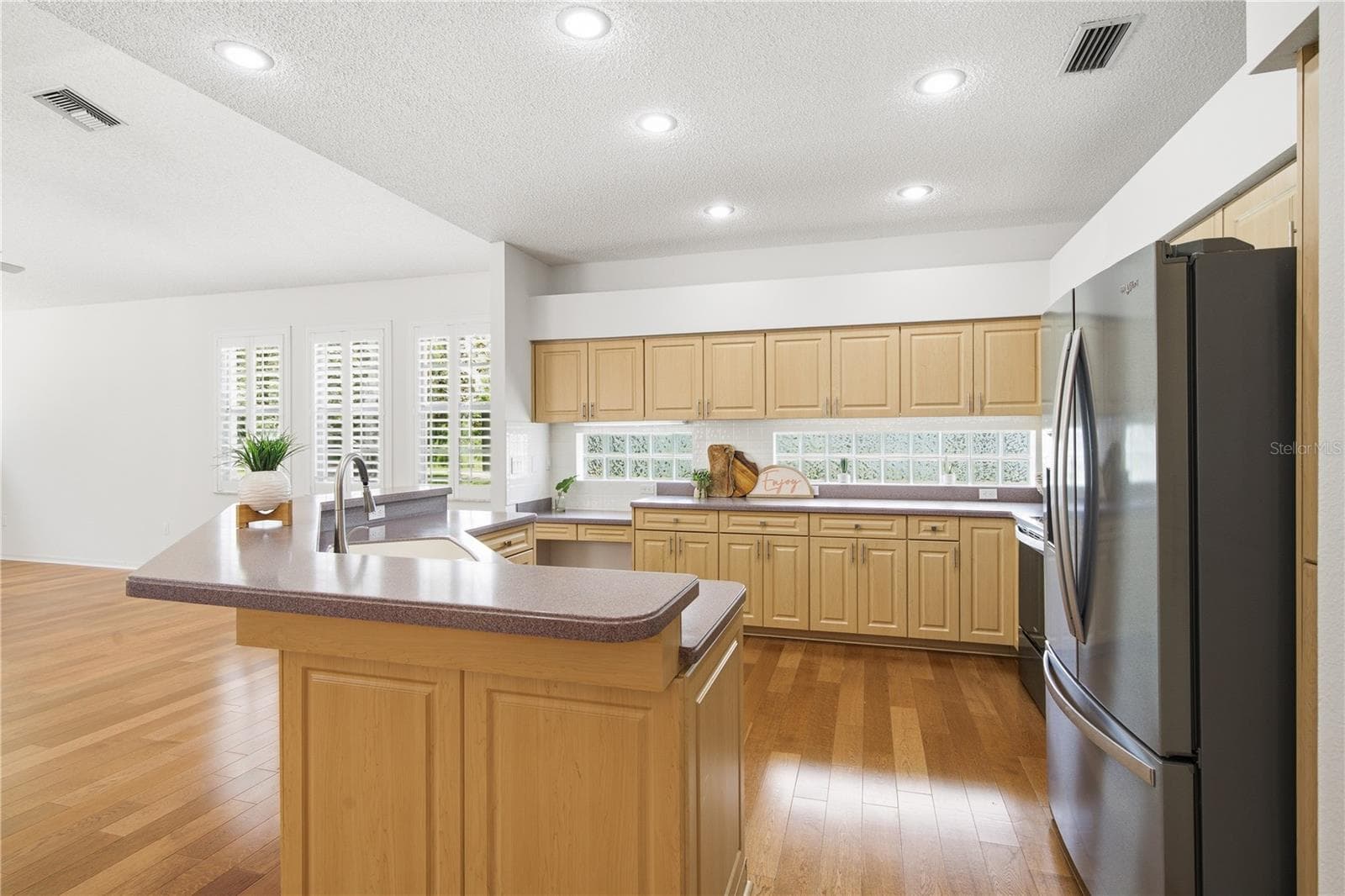 Single Family Residence at 3187 STERLING ST, TARPON SPRINGS, photo 17 of 77