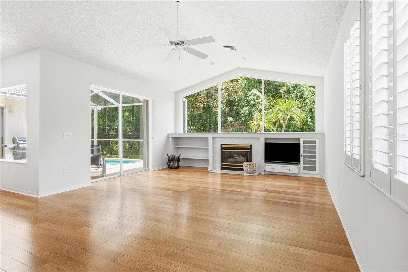 Single Family Residence at 3187 STERLING ST, TARPON SPRINGS, photo 26 of 77