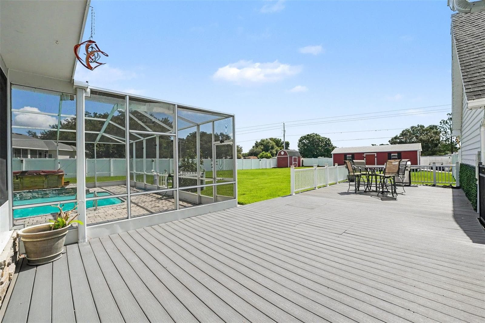 Single Family Residence at 100 SYLVANA CT, AUBURNDALE, photo 32 of 38