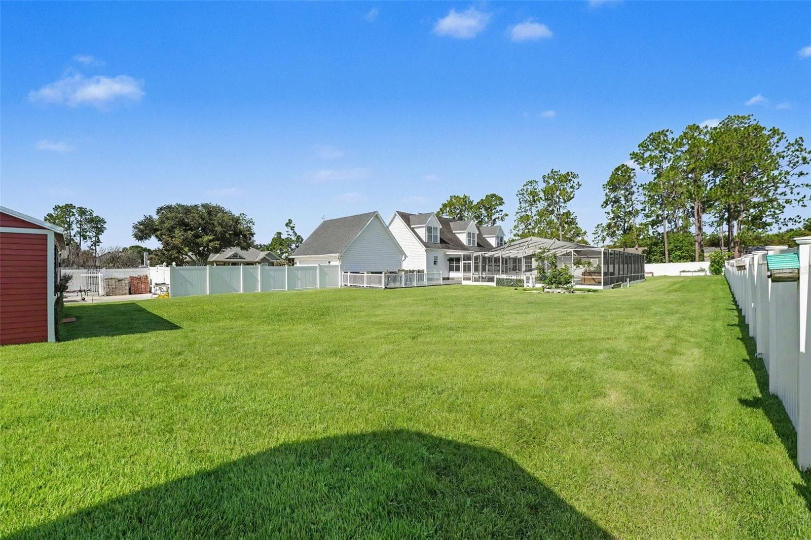 Single Family Residence at 100 SYLVANA CT, AUBURNDALE, photo 35 of 38