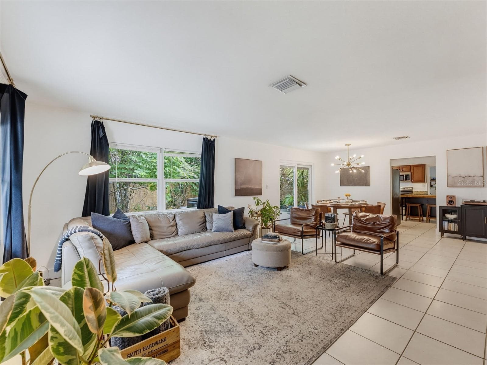 Living Room - 5704 13TH ST, ZEPHYRHILLS