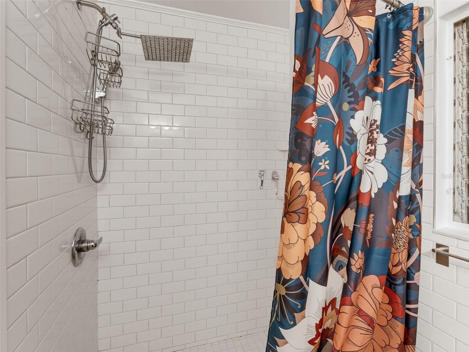 Full Bath - 5704 13TH ST, ZEPHYRHILLS