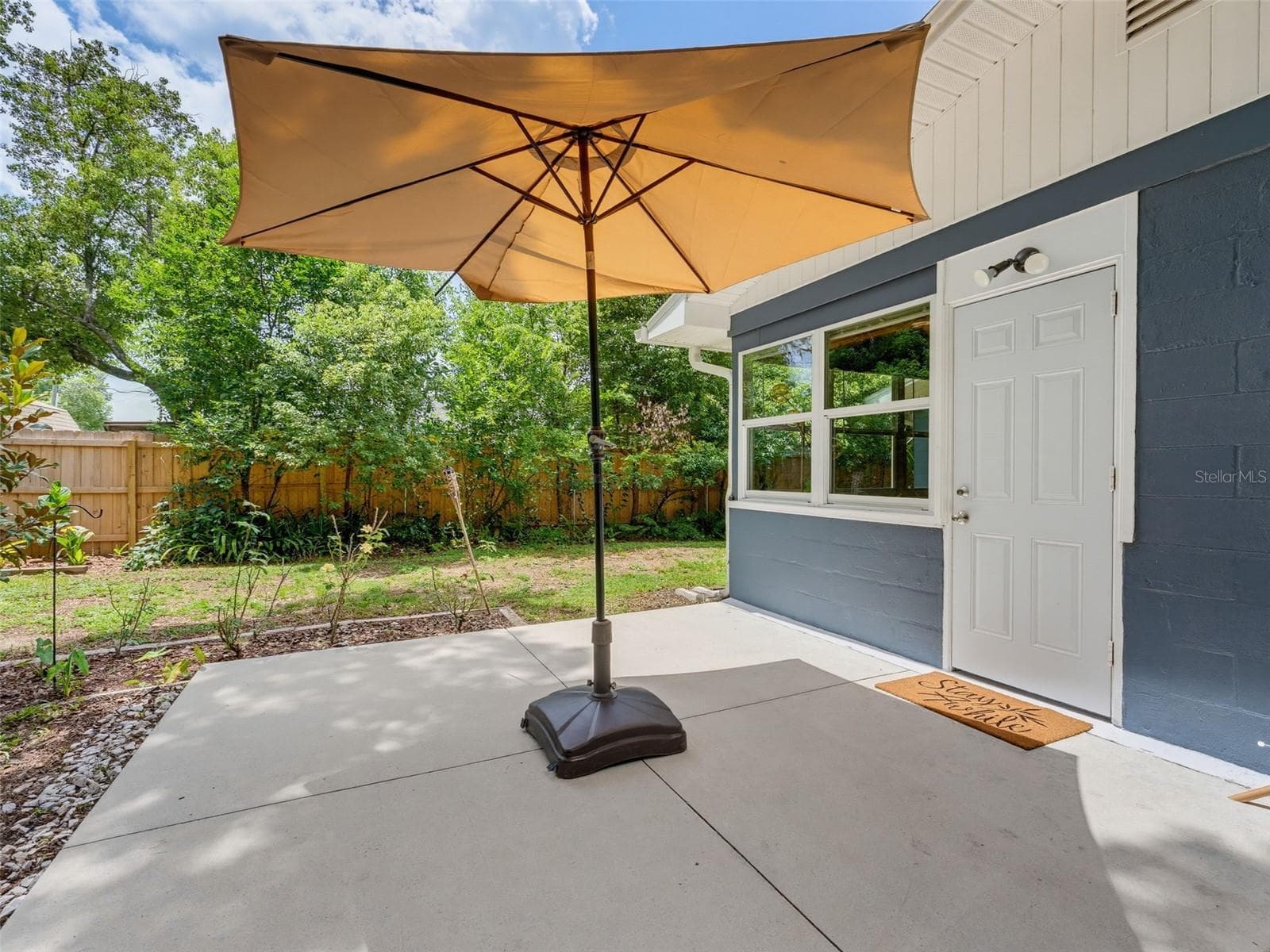 Backyard Patio - 5704 13TH ST, ZEPHYRHILLS