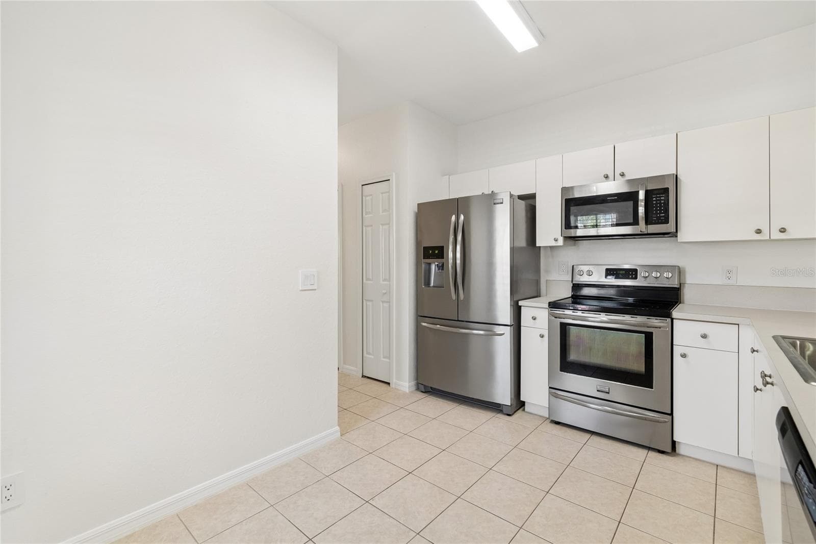 Townhouse at 10925 WINTER CREST DR, RIVERVIEW, photo 5 of 40