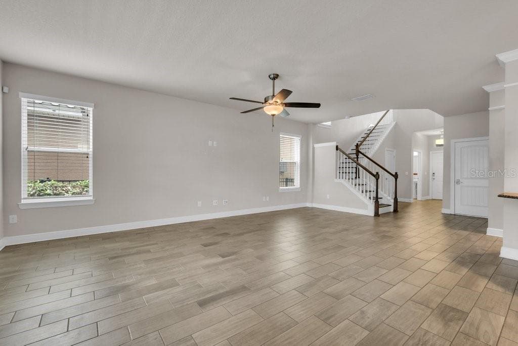 Single Family Residence at 14306 BARRINGTON STOWERS DR, LITHIA, photo 8 of 40