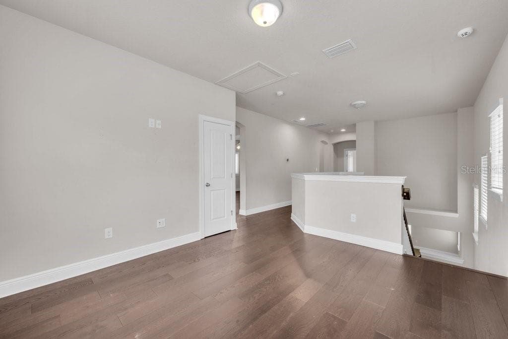 Single Family Residence at 14306 BARRINGTON STOWERS DR, LITHIA, photo 18 of 40