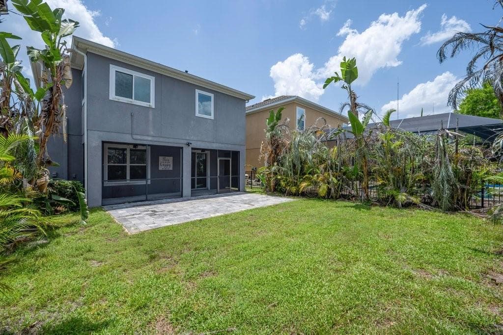 Single Family Residence at 14306 BARRINGTON STOWERS DR, LITHIA, photo 35 of 40