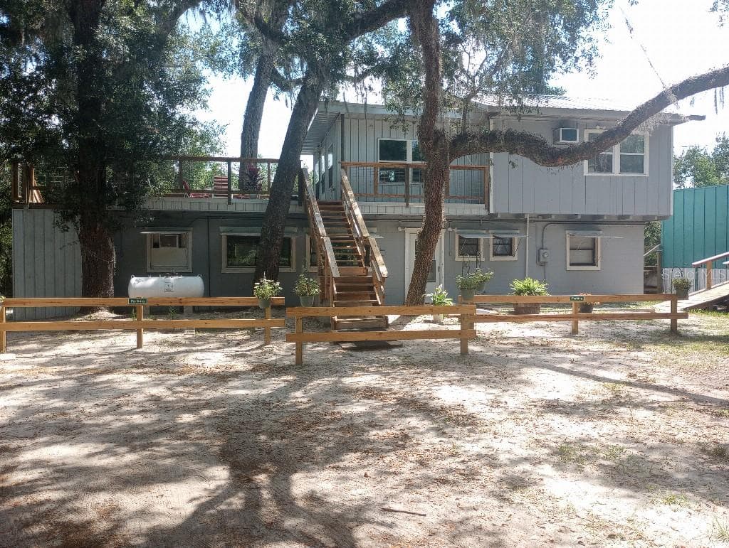 348 NW NULL RD