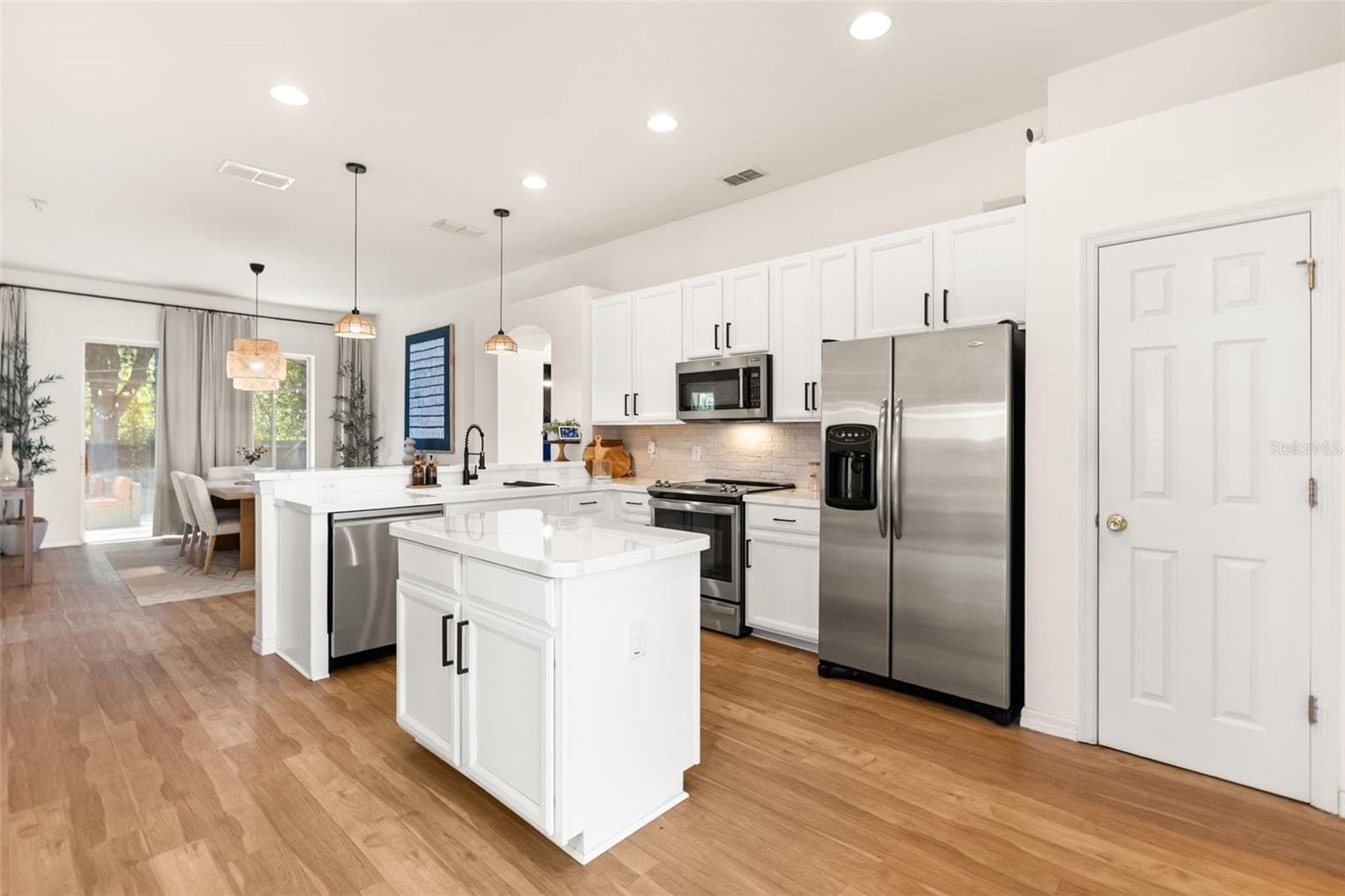 Single Family Residence at 4071 LONGWORTH LOOP, KISSIMMEE, photo 12 of 50