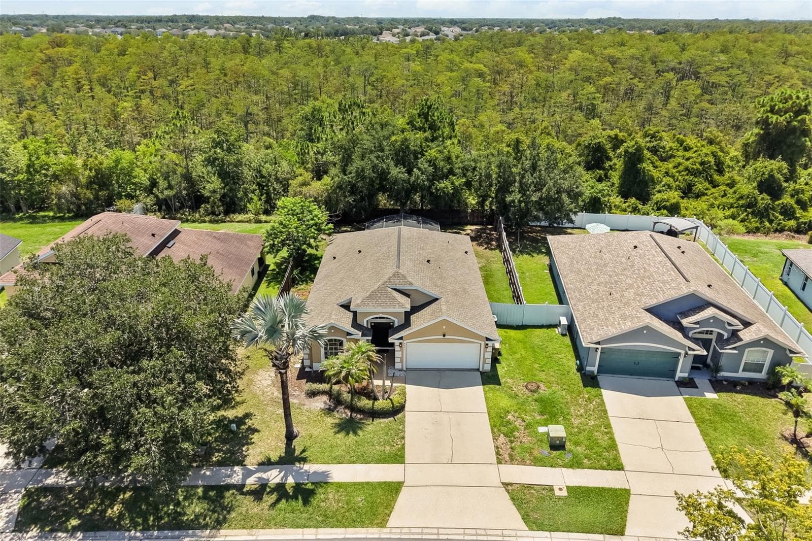 Single Family Residence at 4071 LONGWORTH LOOP, KISSIMMEE, photo 39 of 50