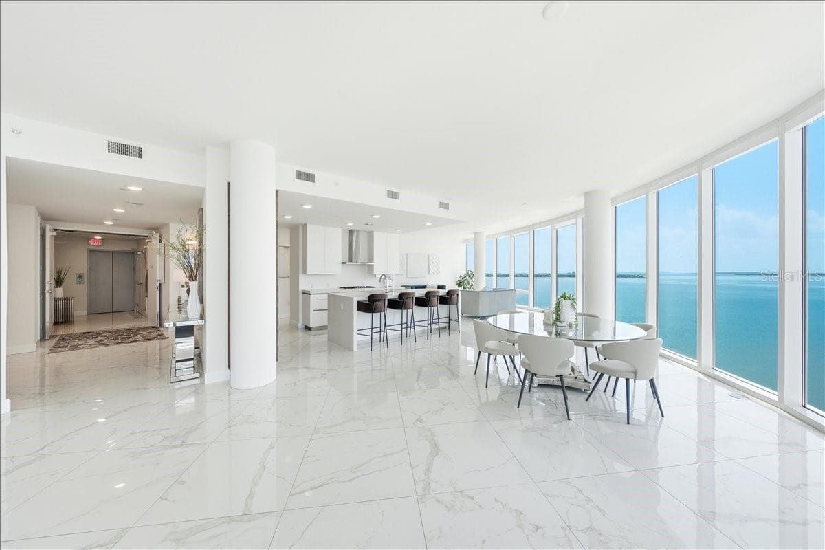 Elegant stone countertops throughout. - 2900 W BAY TO BAY BLVD #1401, TAMPA