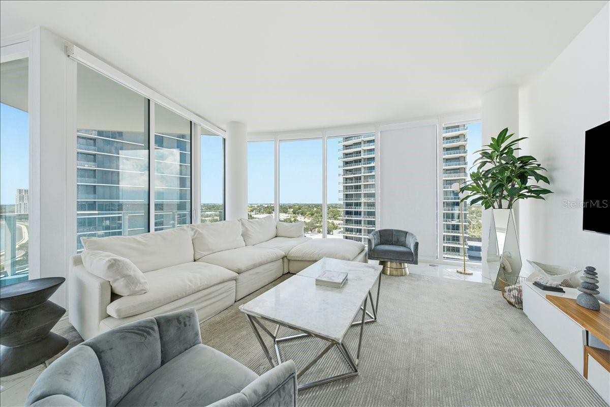 Family room - 2900 W BAY TO BAY BLVD #1401, TAMPA