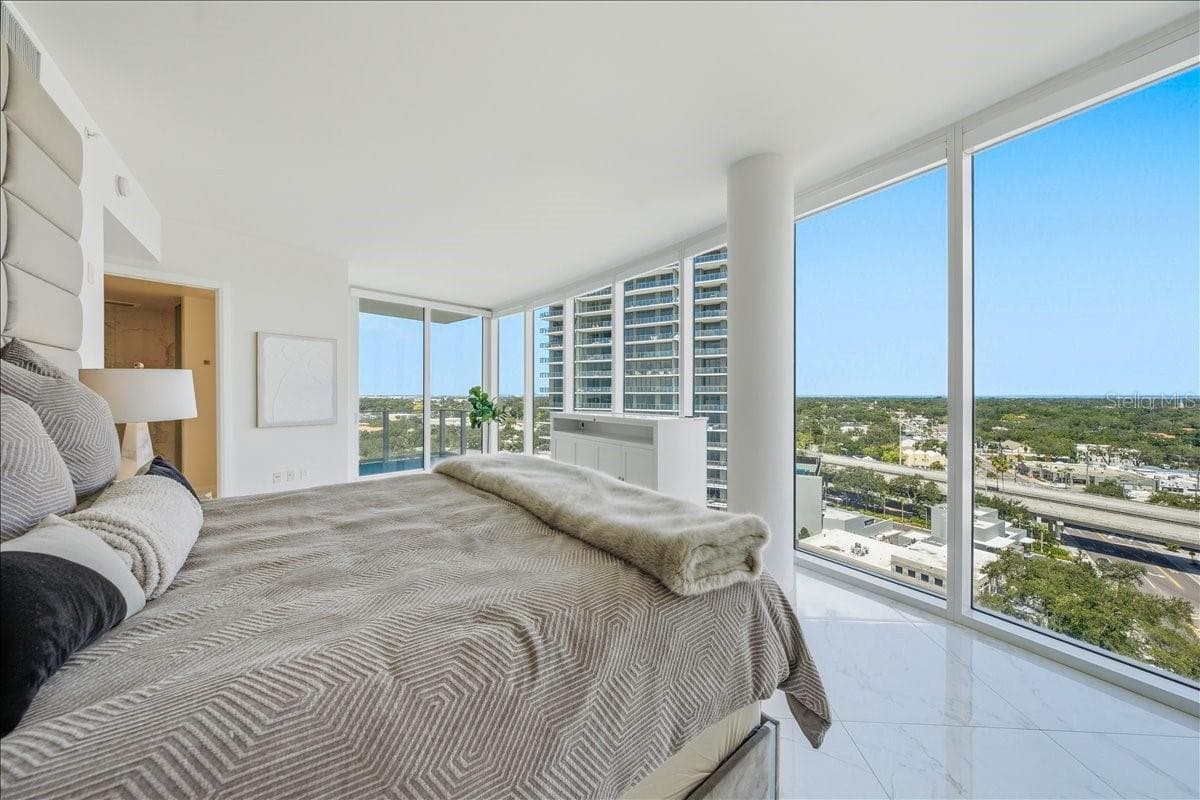 Incredible morning waterfront scenery. - 2900 W BAY TO BAY BLVD #1401, TAMPA