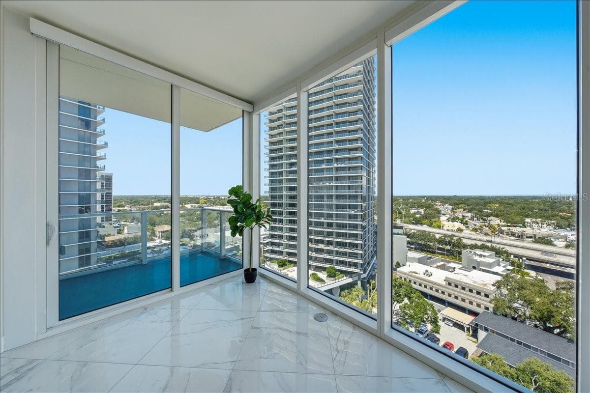 Additional outdoor living space with panoramic city and water views. - 2900 W BAY TO BAY BLVD #1401, TAMPA
