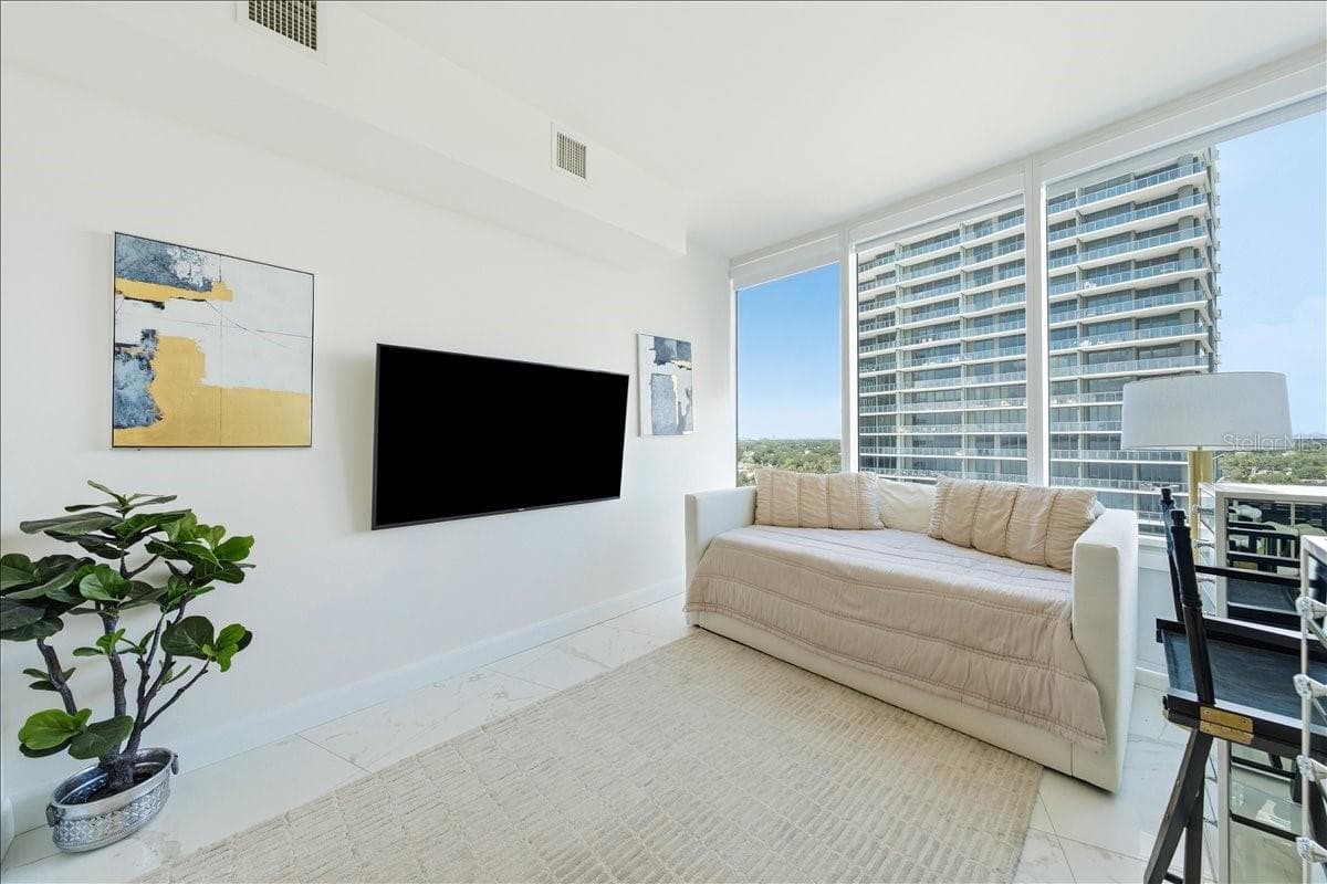 Secondary bedroom - 2900 W BAY TO BAY BLVD #1401, TAMPA