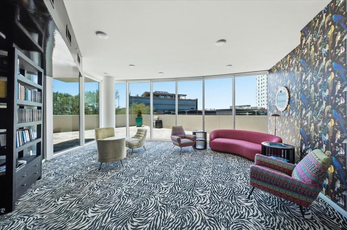 Resident Library - 2900 W BAY TO BAY BLVD #1401, TAMPA