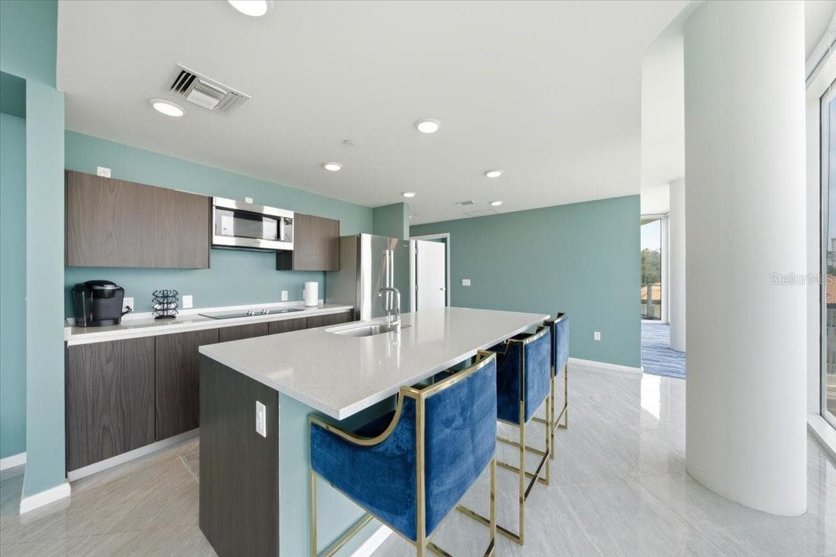 Condominium at 2900 W BAY TO BAY BLVD #1401, TAMPA, photo 60 of 66