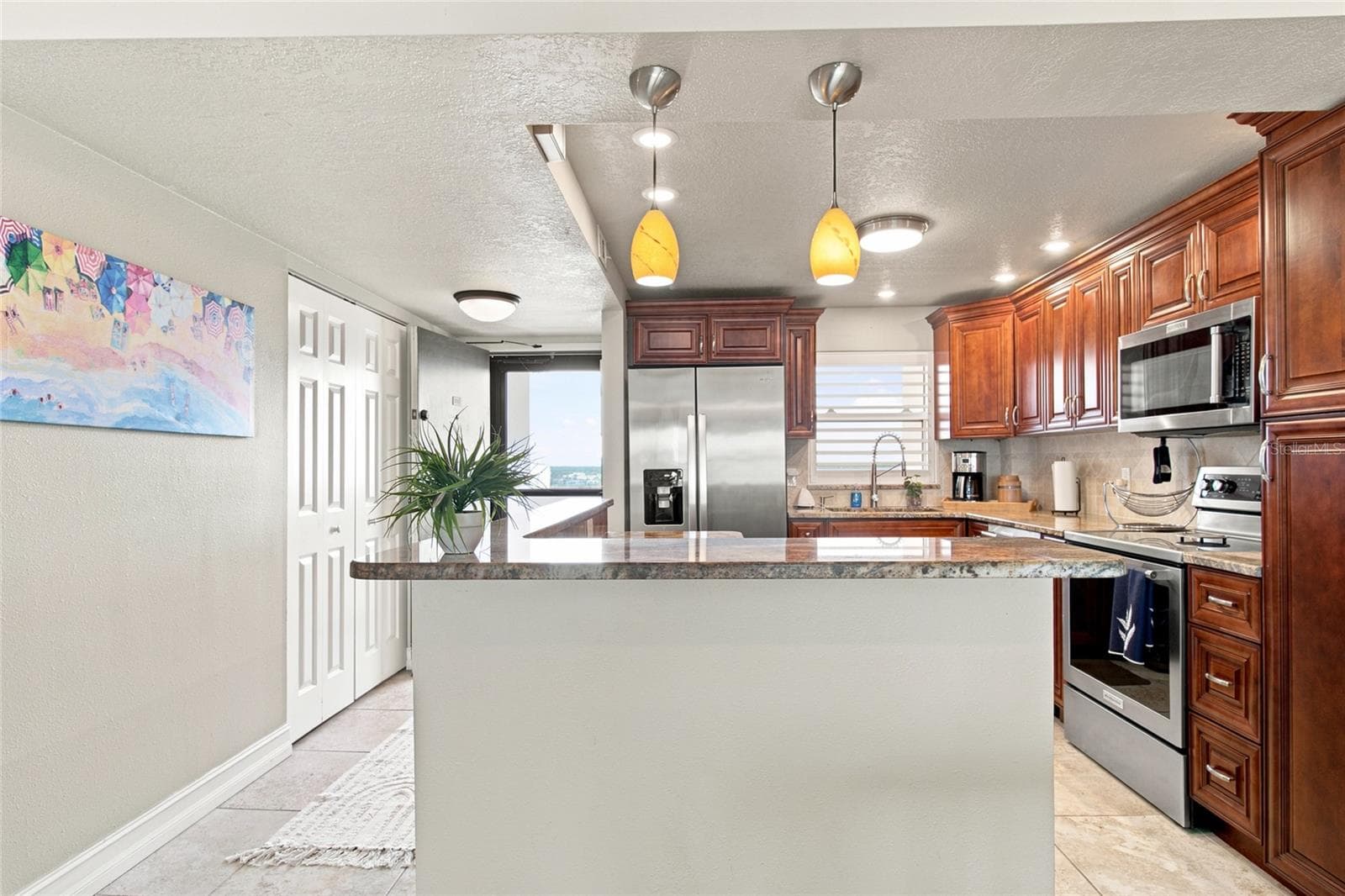 Remodeled Kitchen with Intracostal views and front patio! - 1270 GULF BLVD #2007, CLEARWATER BEACH