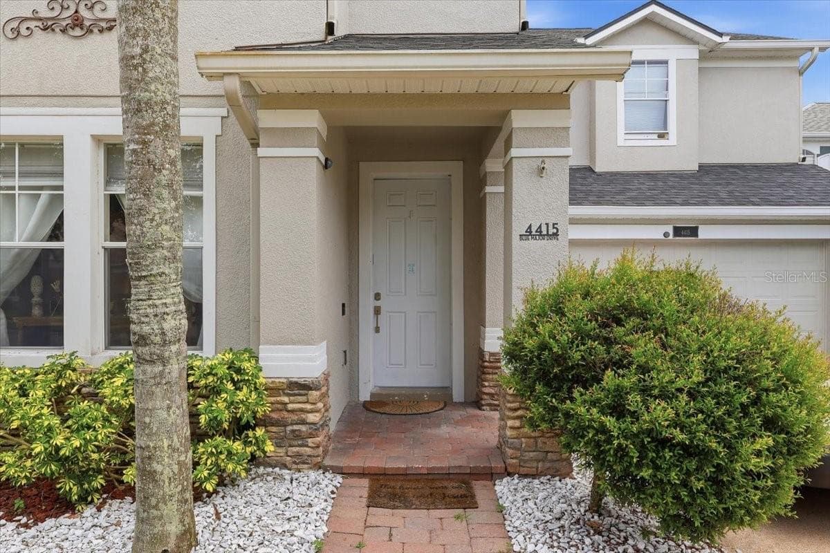 Single Family Residence at 4415 BLUE MAJOR DR, WINDERMERE, photo 4 of 46