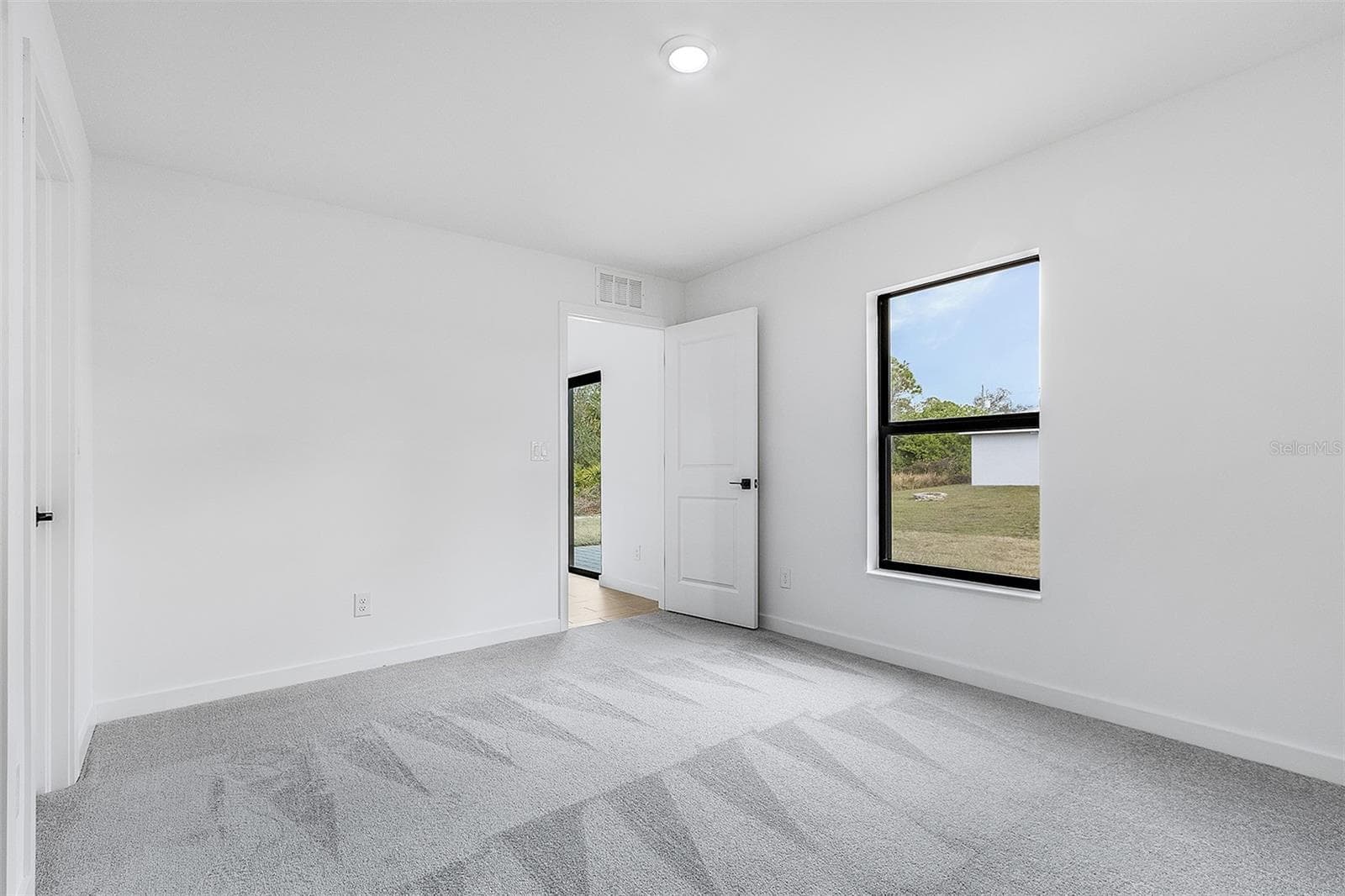 Single Family Residence at 2817 SNUG ST, NORTH PORT, photo 13 of 22