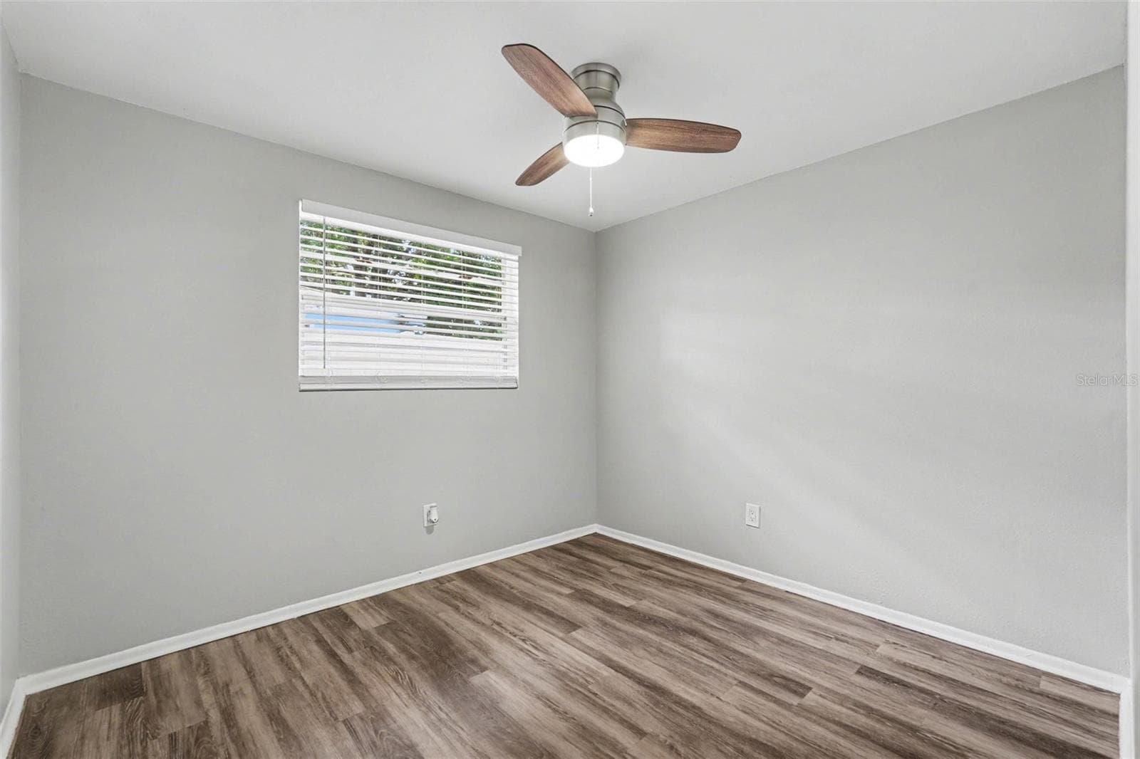 Single Family Residence at 6404 FREEDOM CT, TAMPA, photo 15 of 20