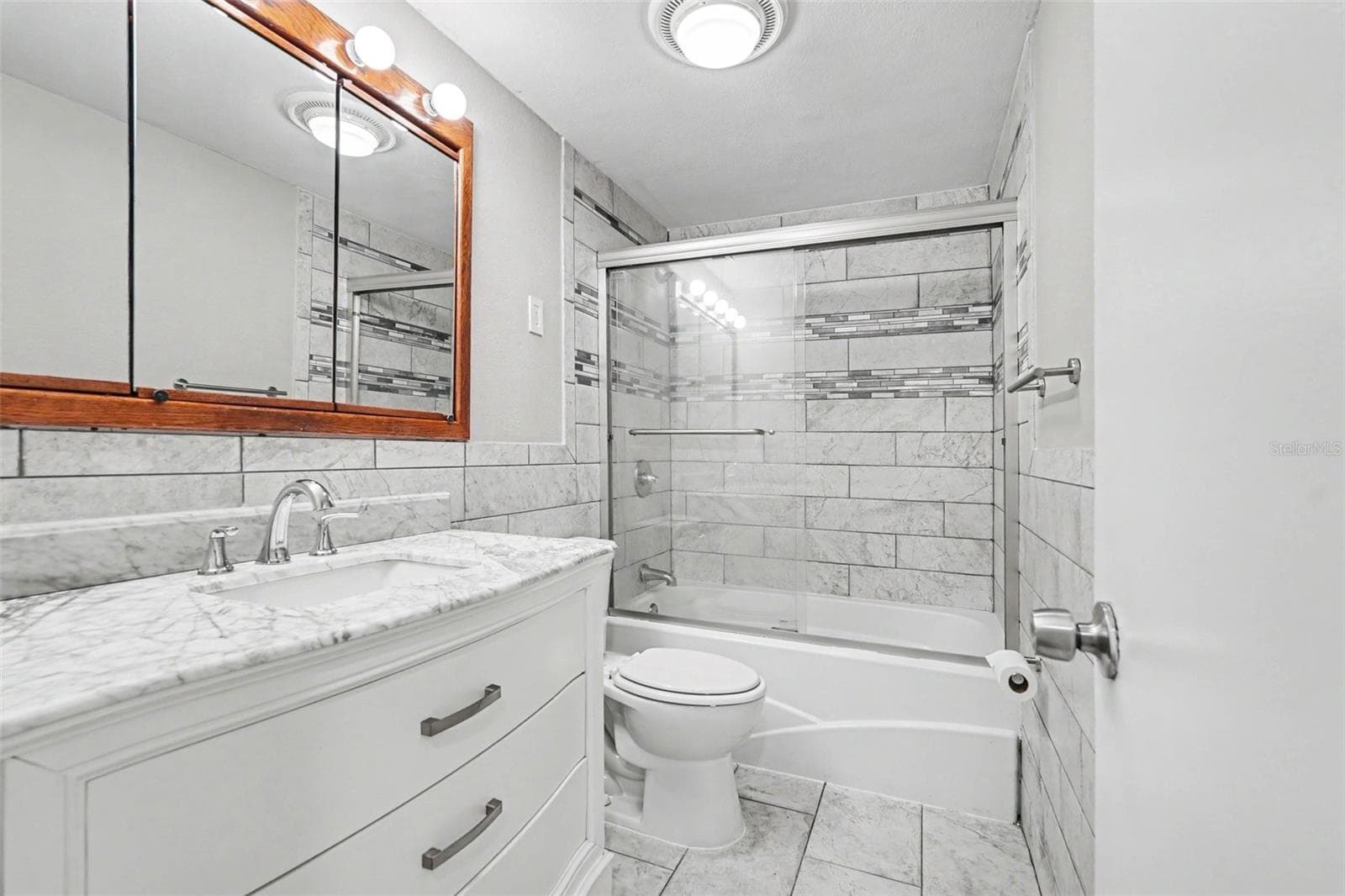 Single Family Residence at 6404 FREEDOM CT, TAMPA, photo 16 of 20