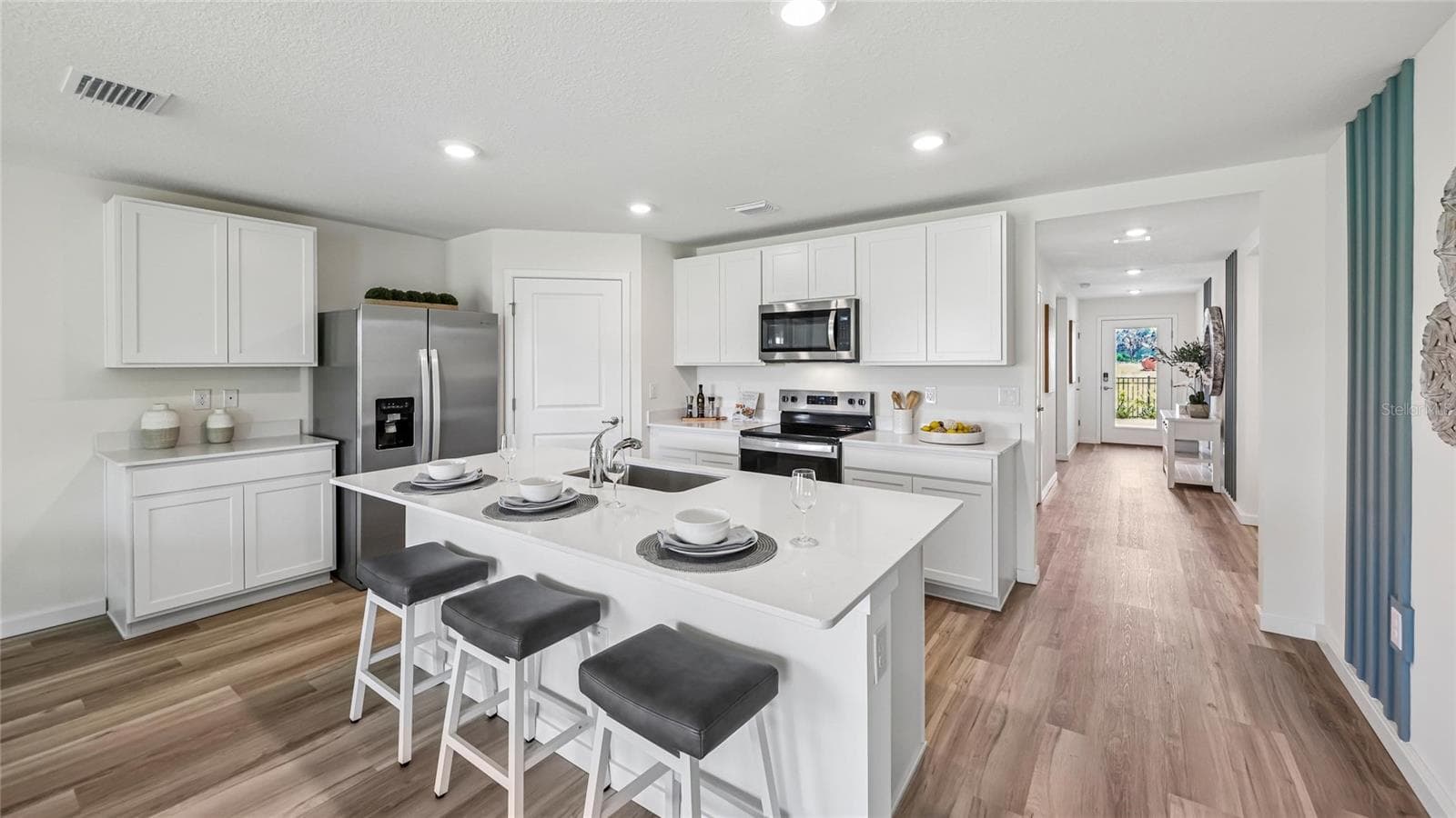 Single Family Residence at 4466 SW 67TH LN, OCALA, photo 6 of 25
