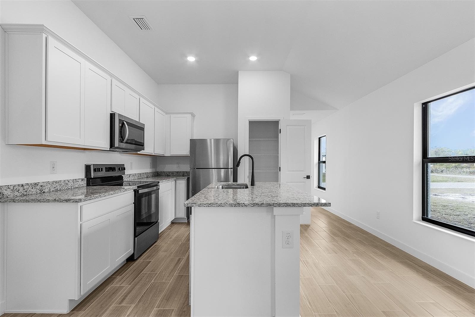 Single Family Residence at 2796 TALLEYRAND AVE, NORTH PORT, photo 5 of 22