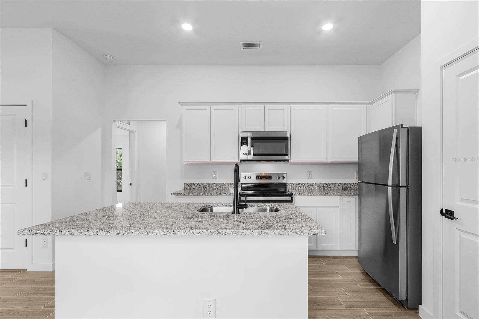 Single Family Residence at 2796 TALLEYRAND AVE, NORTH PORT, photo 6 of 22