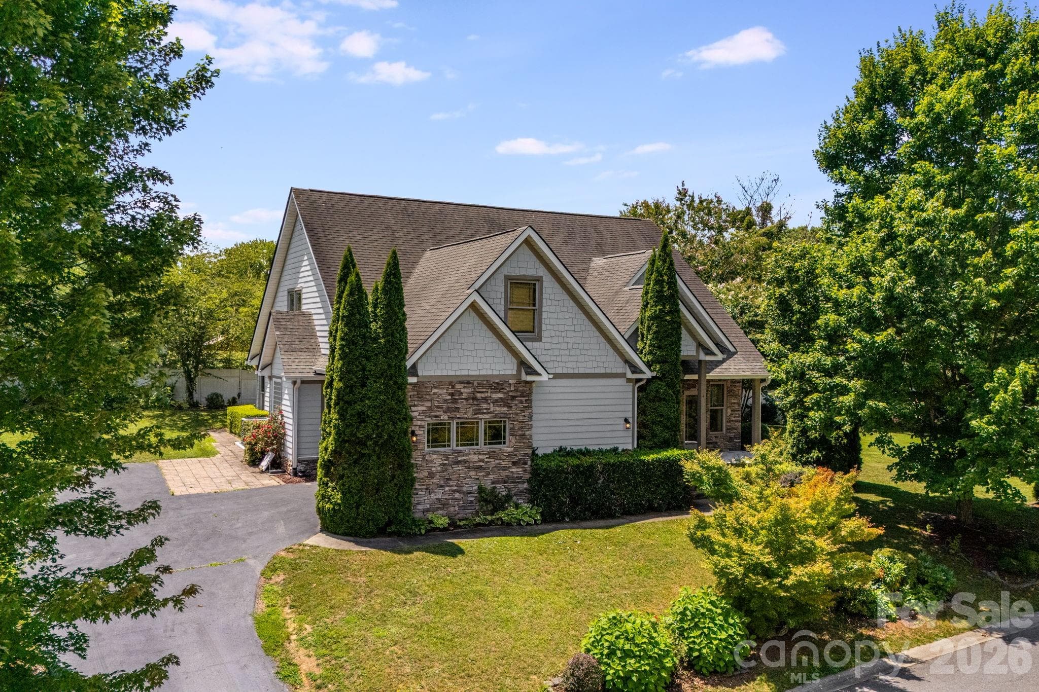Single Family Residence at 4 AMARETTO Drive, Candler, photo 3 of 36