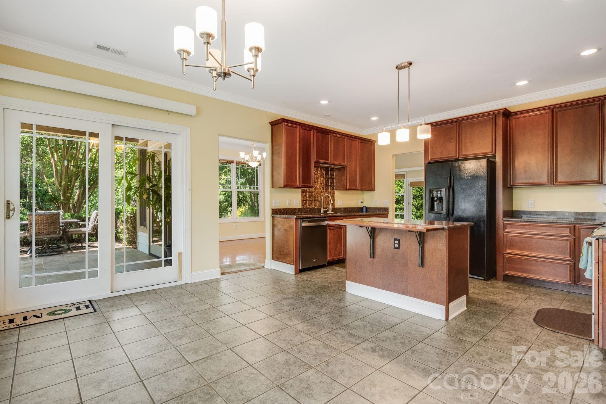 Single Family Residence at 4 AMARETTO Drive, Candler, photo 11 of 36
