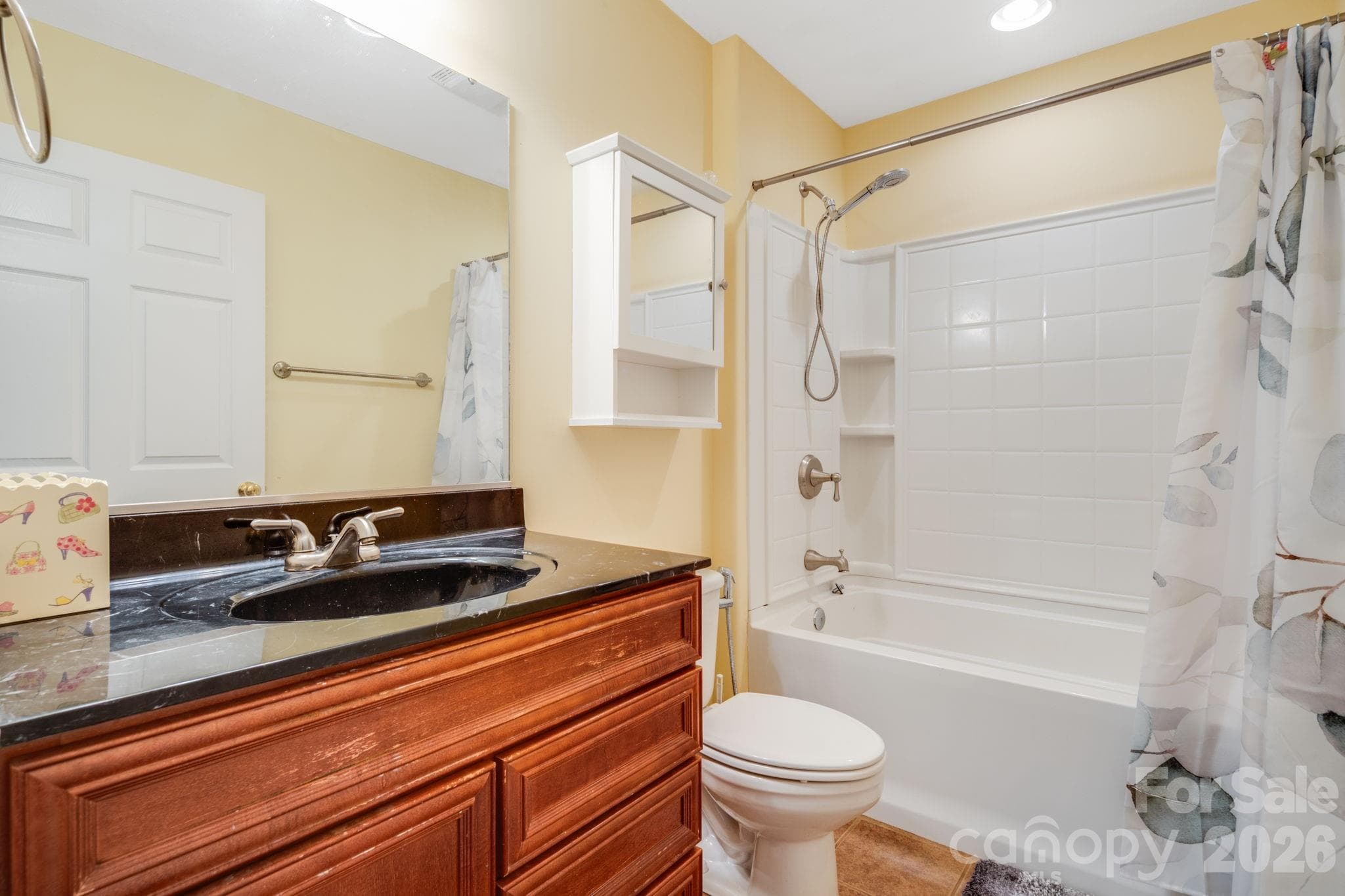 Single Family Residence at 4 AMARETTO Drive, Candler, photo 26 of 36