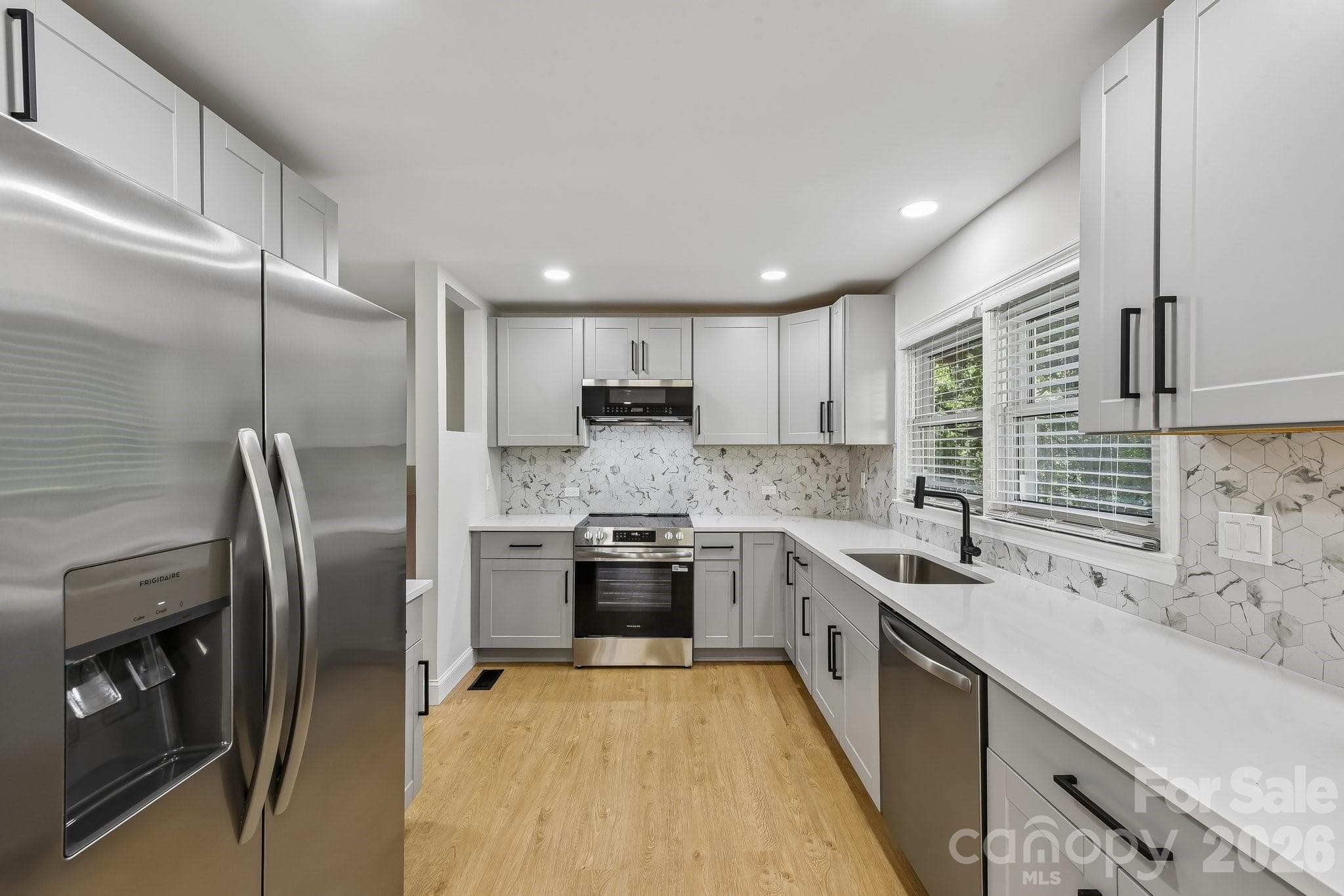 Single Family Residence at 3414 Winterfield Place, Charlotte, photo 14 of 47