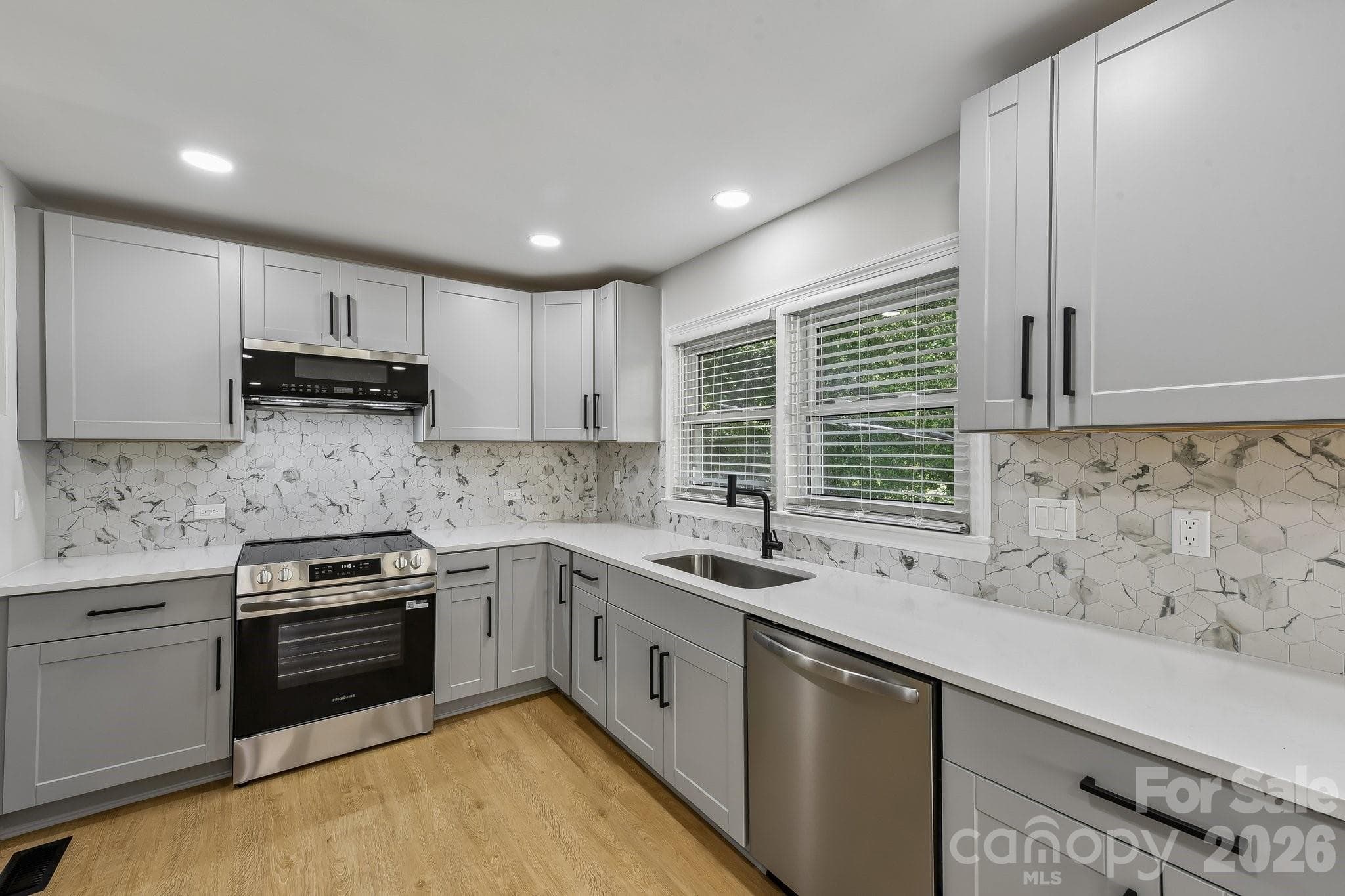 Single Family Residence at 3414 Winterfield Place, Charlotte, photo 15 of 47