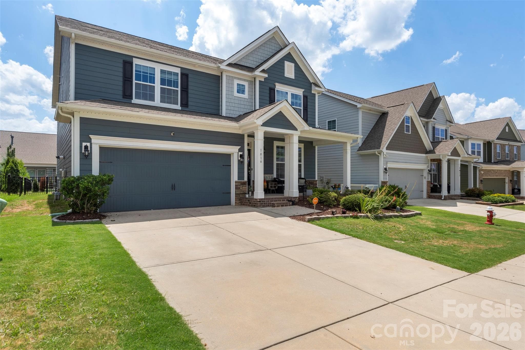Single Family Residence at 1016 Arbury Way, Waxhaw, photo 3 of 48