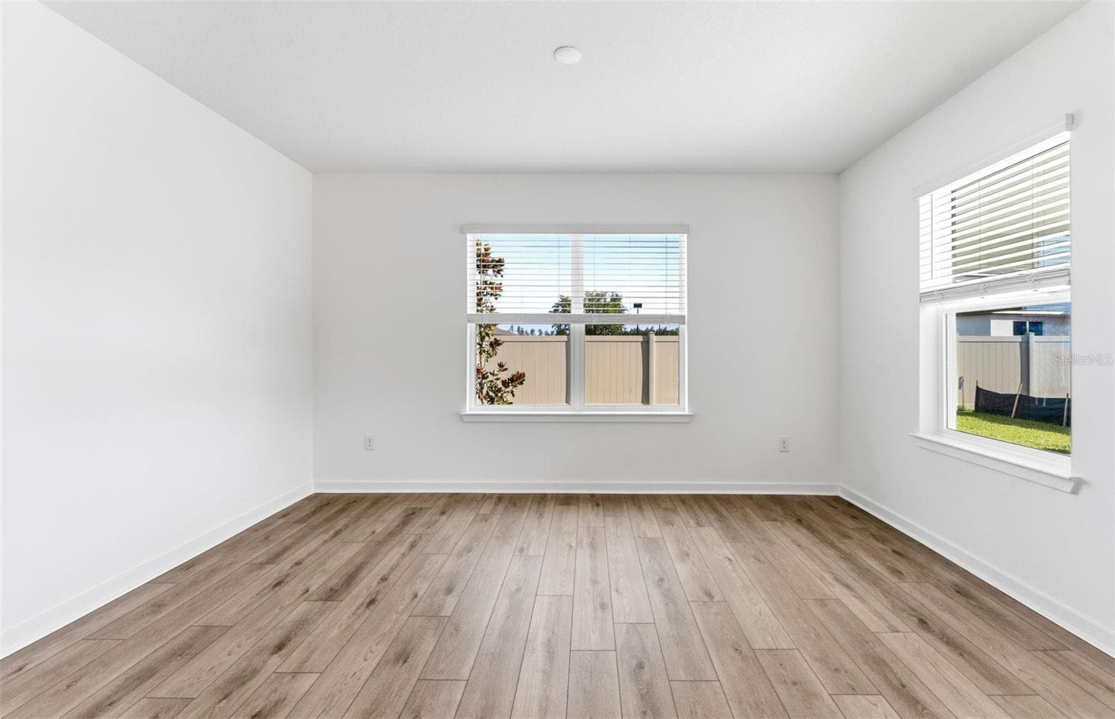 Flex Room - 1361 ALLAGASH DR, ZEPHYRHILLS