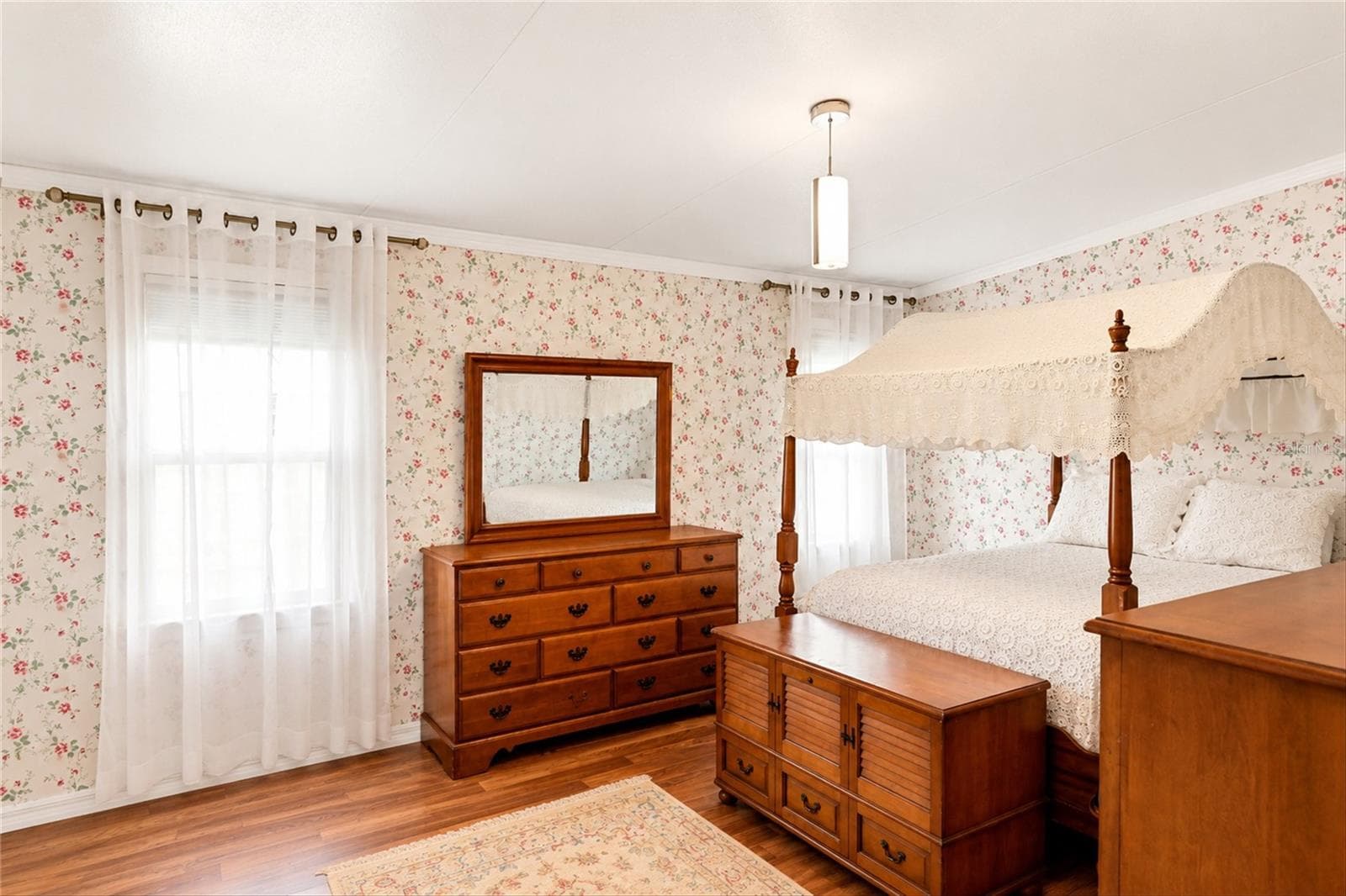 Primary Bedroom - 1 POINSETTIA DR, FORT MYERS