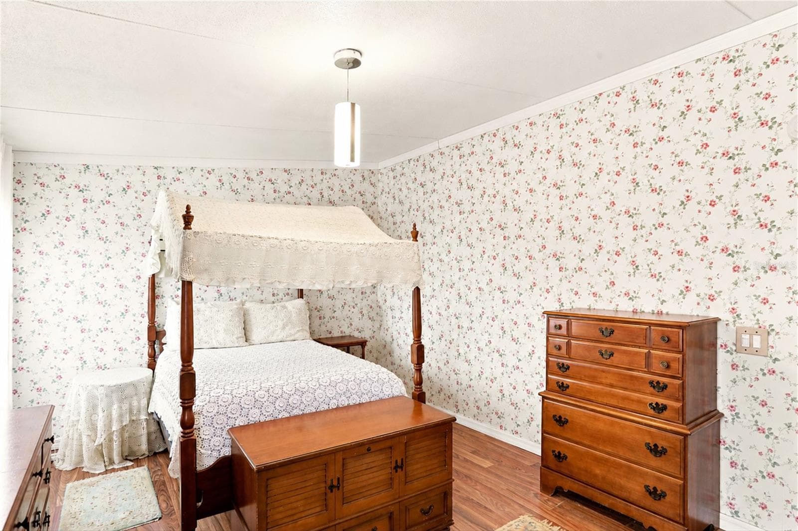 Primary Bedroom - 1 POINSETTIA DR, FORT MYERS