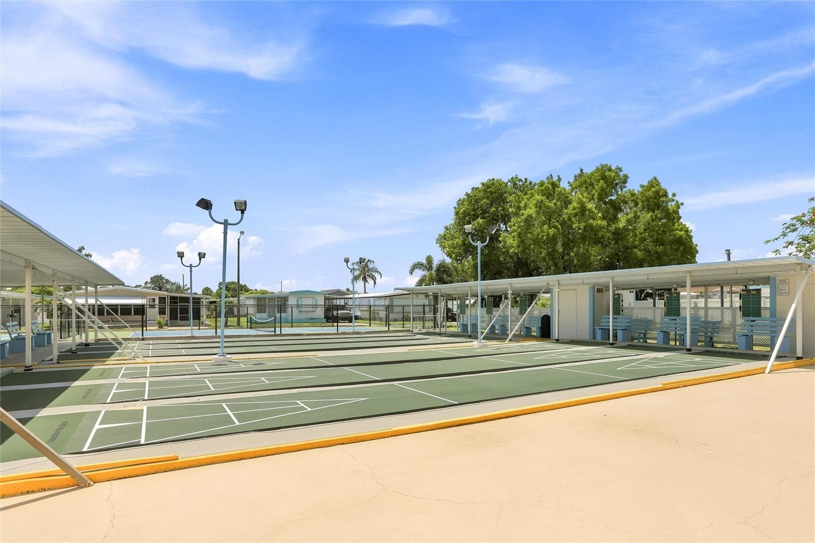 Park Amenities - 1 POINSETTIA DR, FORT MYERS