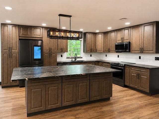 Fully updated Kitchen - 1444 CHESAPEAKE DR, ODESSA