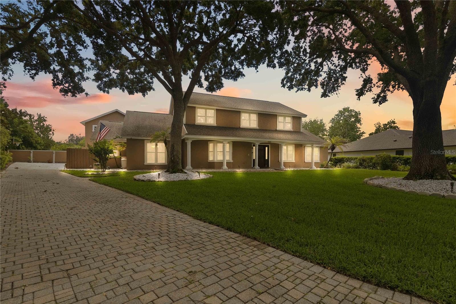 Single Family Residence at 5333 GREENSIDE CT, ORLANDO, photo 2 of 84