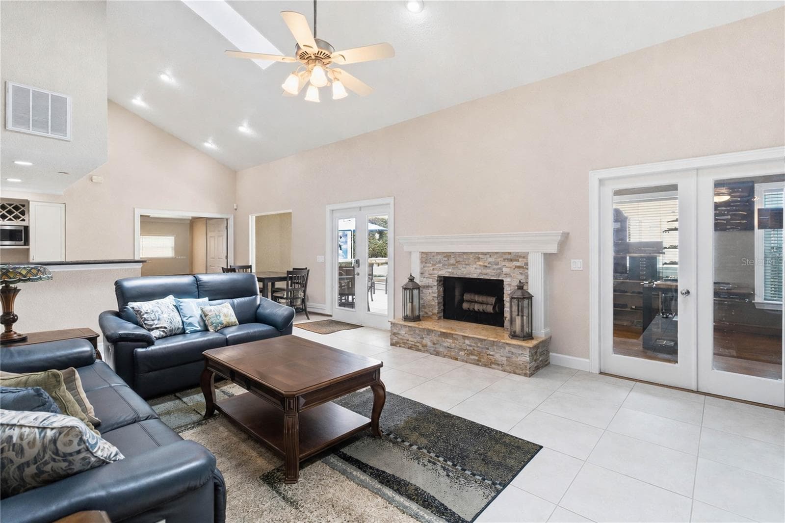 Single Family Residence at 5333 GREENSIDE CT, ORLANDO, photo 14 of 84
