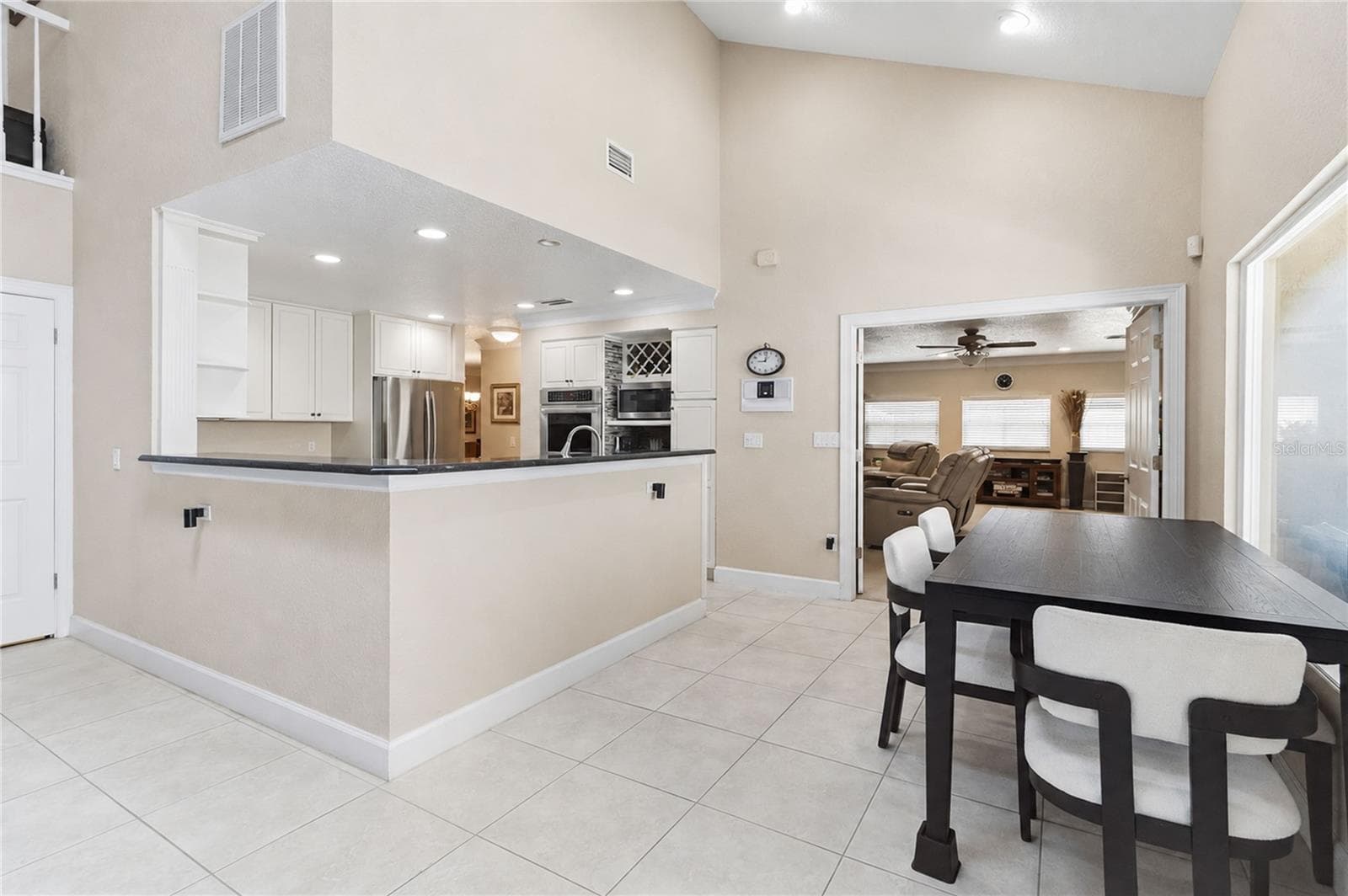 Single Family Residence at 5333 GREENSIDE CT, ORLANDO, photo 16 of 84