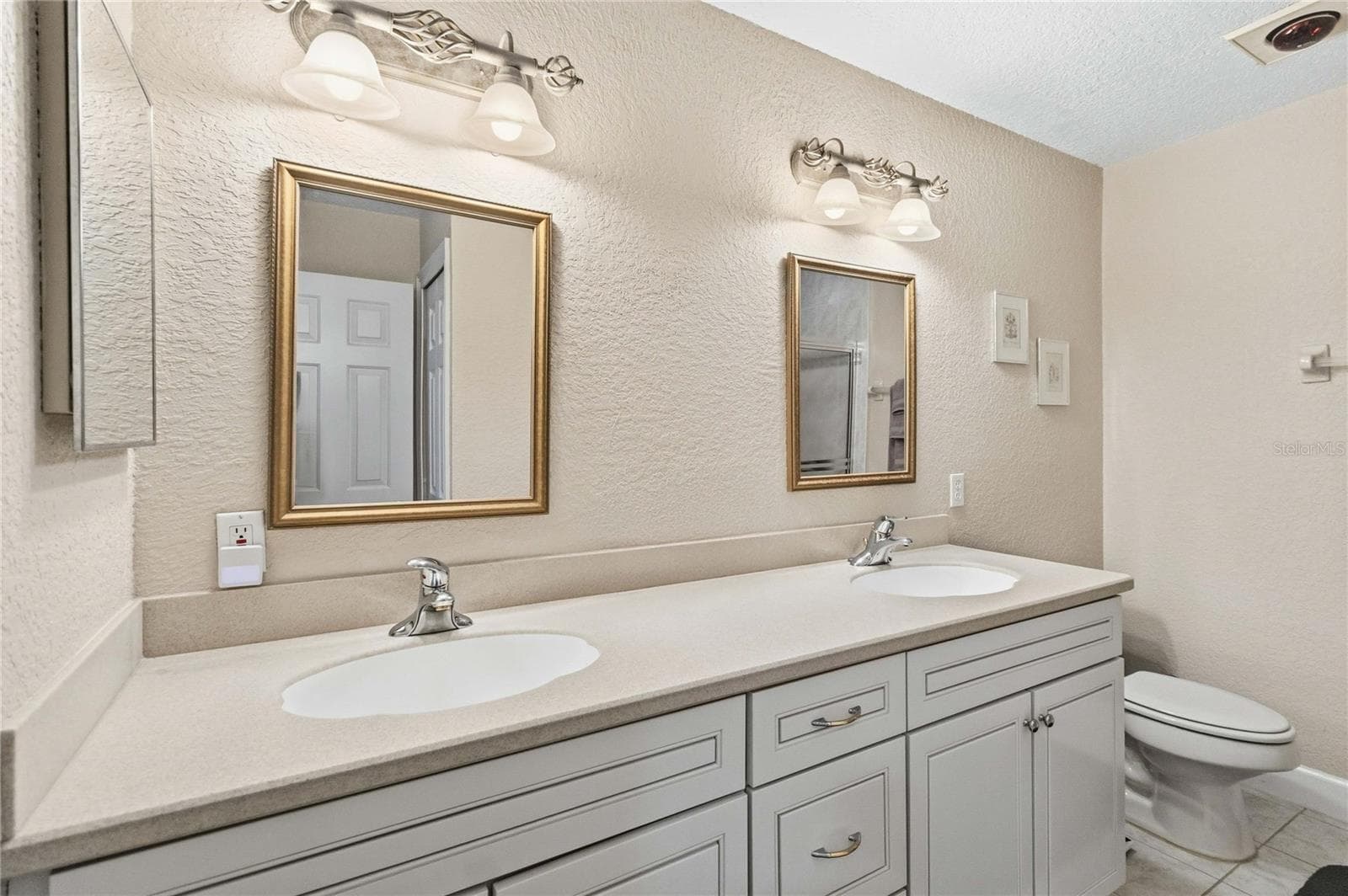 Single Family Residence at 5333 GREENSIDE CT, ORLANDO, photo 48 of 84