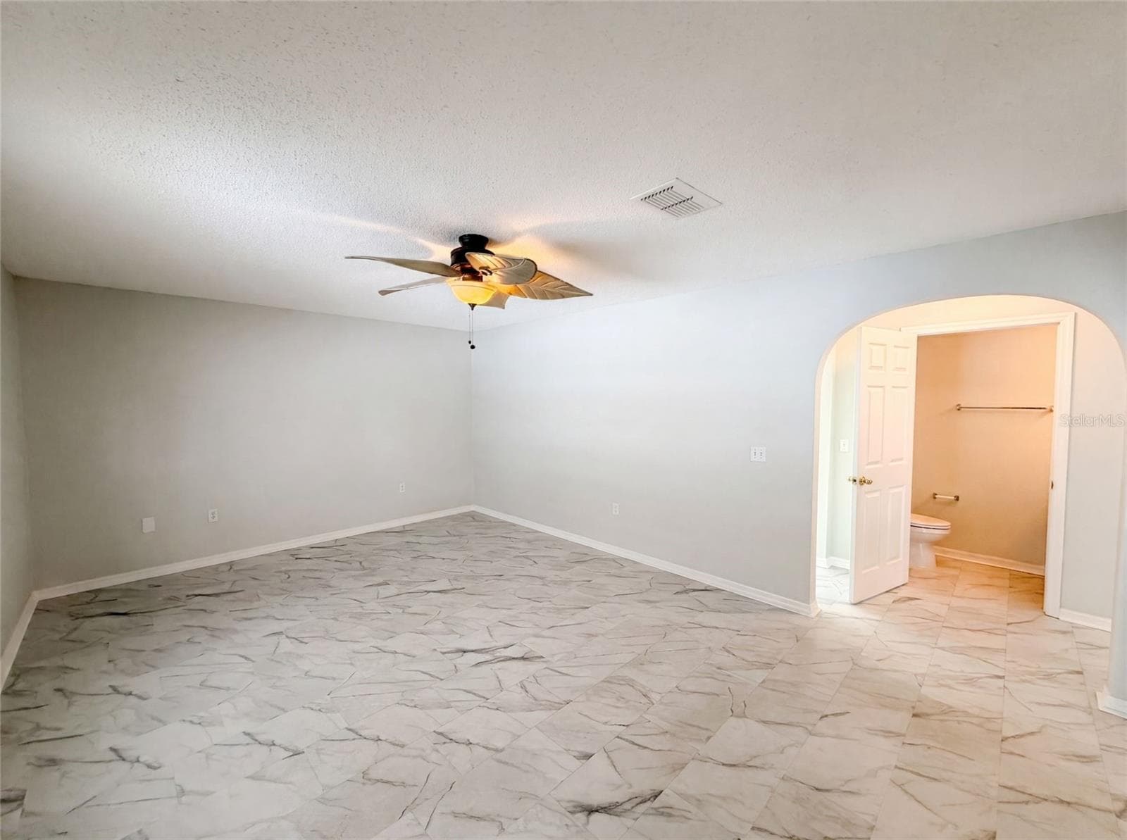 Single Family Residence at 5191 QUINTILIS ST, SPRING HILL, photo 9 of 52