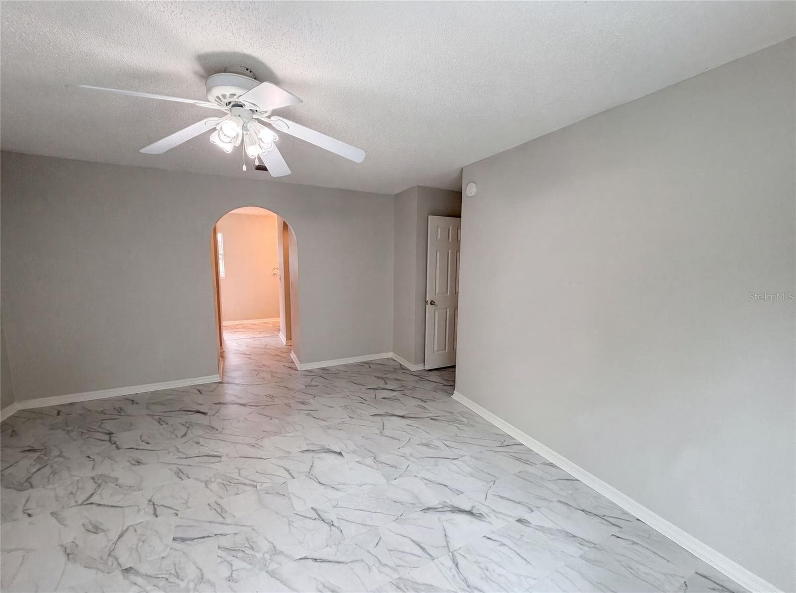 Single Family Residence at 5191 QUINTILIS ST, SPRING HILL, photo 3 of 52